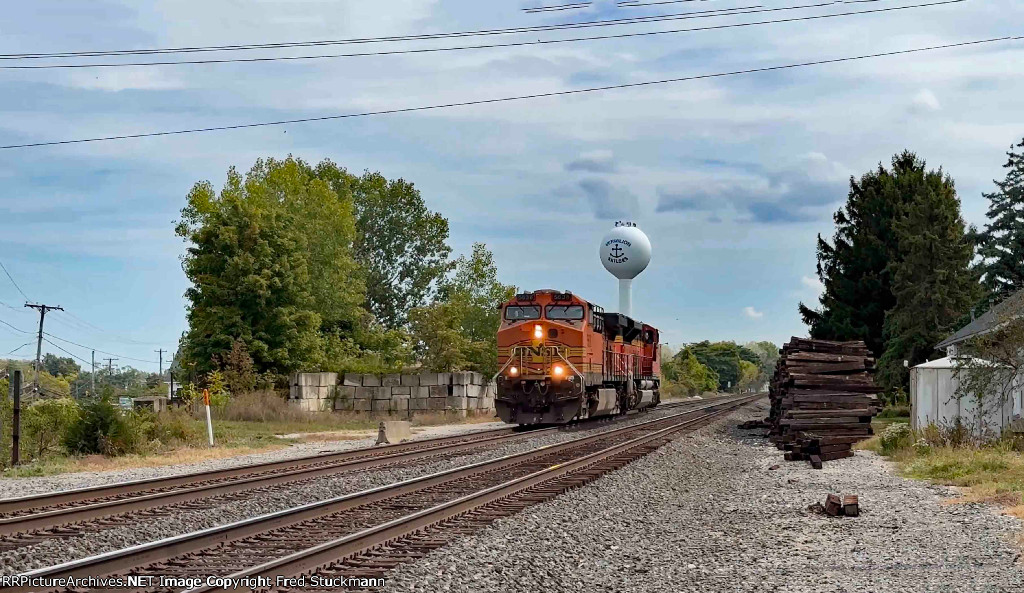 BNSF 5638